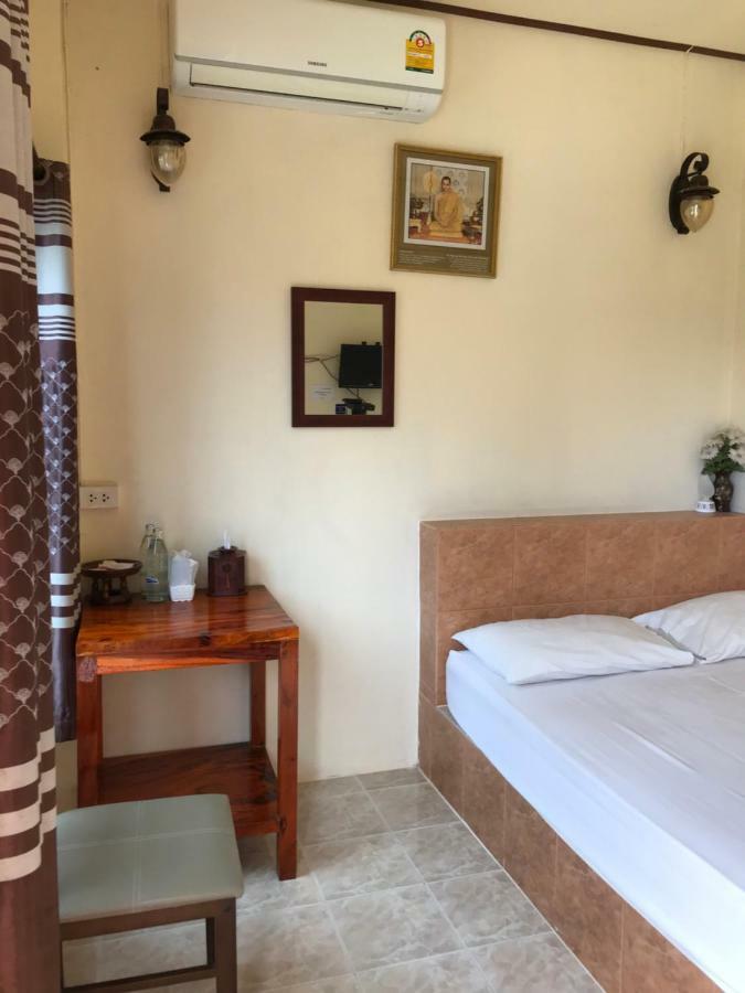 Baan Aomsin Apartment Chiang Khan Exterior photo