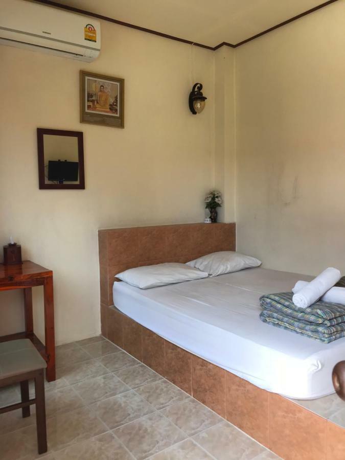 Baan Aomsin Apartment Chiang Khan Exterior photo